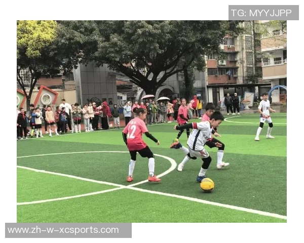 深圳队足球球星风采:从绿茵场到赛后荣耀,见证足球梦想的成长与蜕变 深圳队足球球星风采:从绿茵场到赛后荣耀,见证足球梦想的成长与蜕变